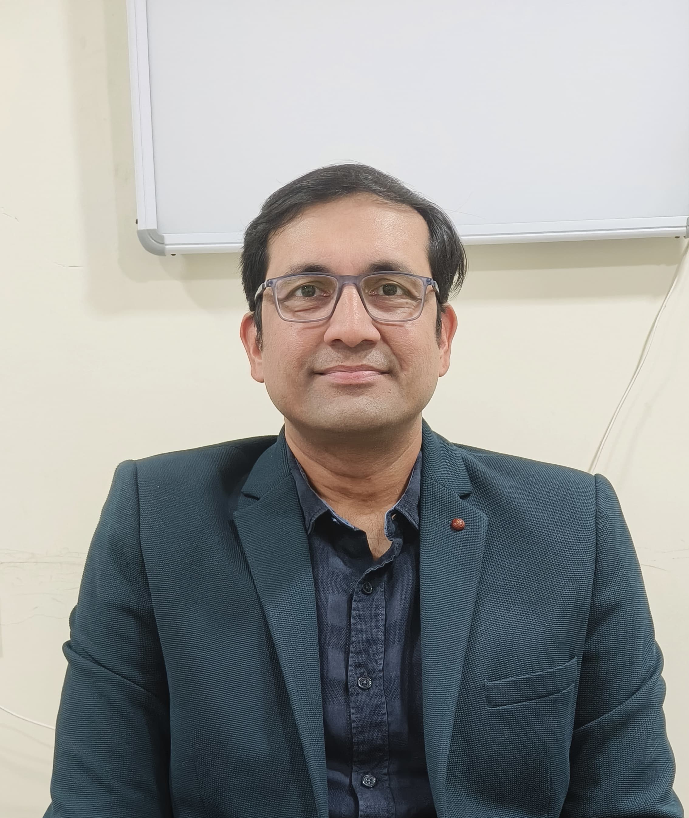 Dr. Debadarshi Rath, MD, MCh — Senior Urologist Consultant